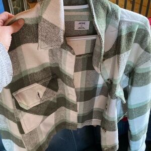 Cozy cropped shacket